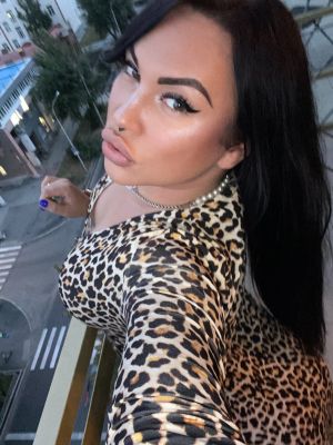 Лиза_с сюрпризом, возраст: 29 рост: 174, вес: 70